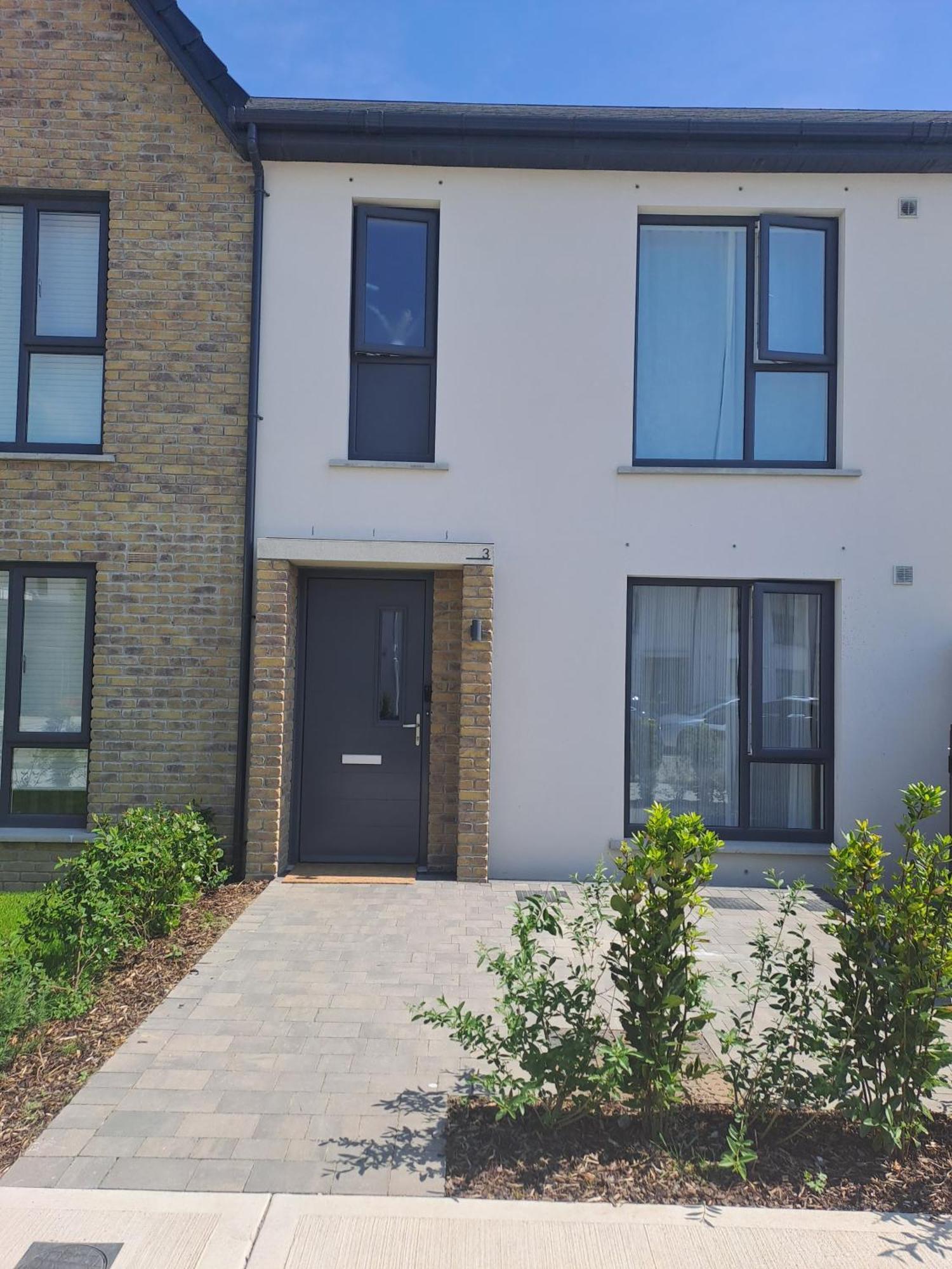 Cozy Bedroom In Lucan, Dublin Exterior foto